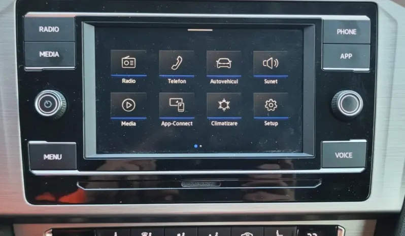 
								VOLKSWAGEN PASSAT full									