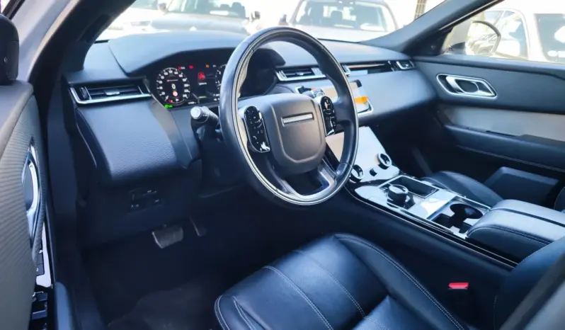 
								LAND ROVER RANGE ROVER VELAR full									