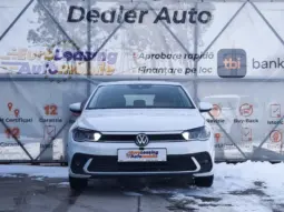 
										VOLKSWAGEN POLO full									