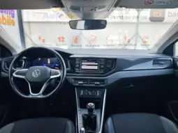 
										VOLKSWAGEN POLO full									