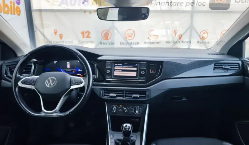 
								VOLKSWAGEN POLO full									