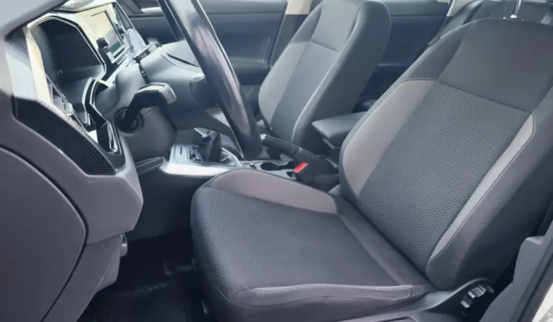 
								VOLKSWAGEN POLO full									