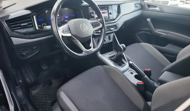 
								VOLKSWAGEN POLO full									