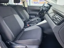 
										VOLKSWAGEN POLO full									