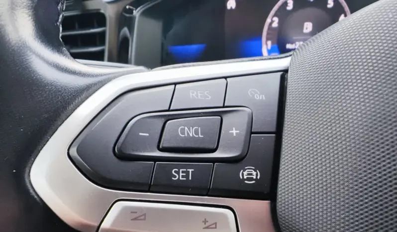 
								VOLKSWAGEN POLO full									