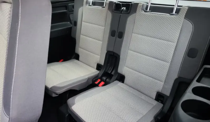 
								VOLKSWAGEN TOURAN full									