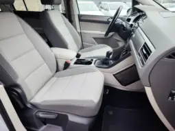 
										VOLKSWAGEN TOURAN full									