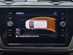 
										VOLKSWAGEN TOURAN full									