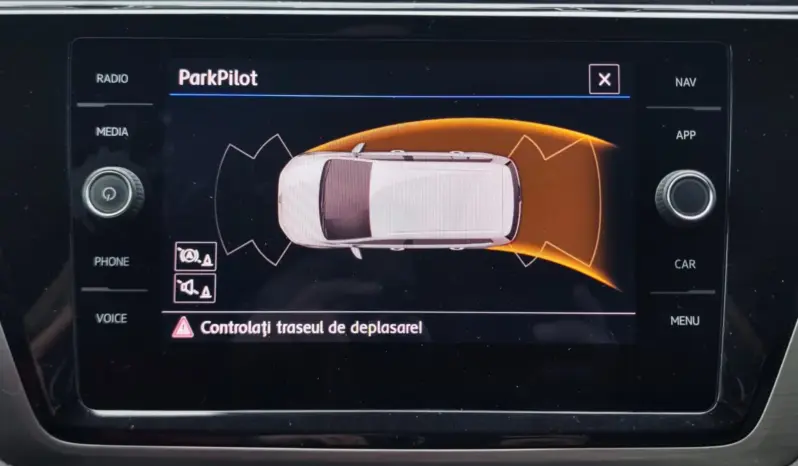 
								VOLKSWAGEN TOURAN full									