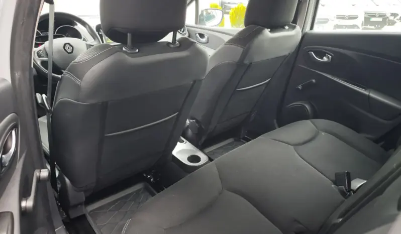 
								RENAULT CLIO full									