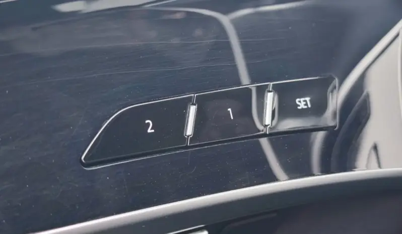 
								AUDI A8 full									