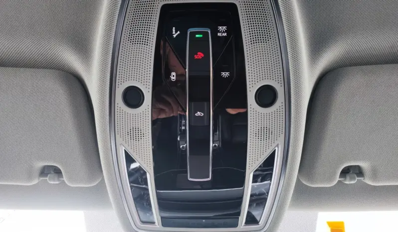 
								AUDI A8 full									