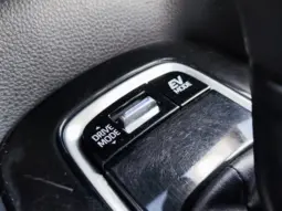 
										TOYOTA COROLLA full									
