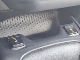 
										TOYOTA COROLLA full									