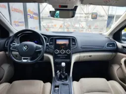
										RENAULT MEGANE full									