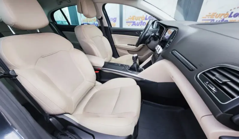 
								RENAULT MEGANE full									