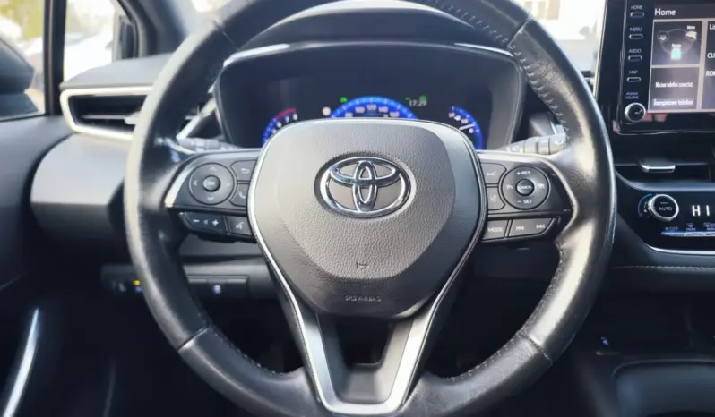 
								TOYOTA COROLLA full									