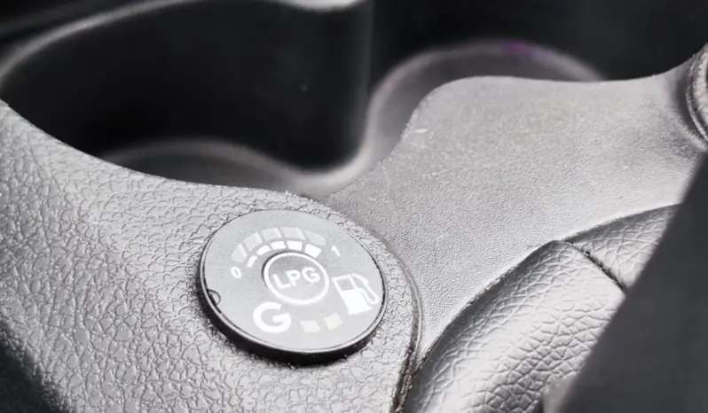 
								DACIA LOGAN full									