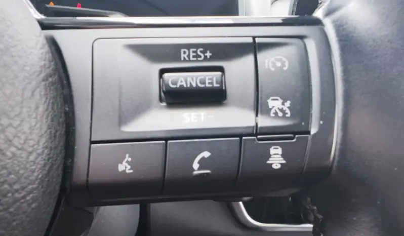
								NISSAN QASHQAI full									