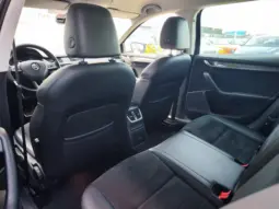 
										SKODA OCTAVIA full									