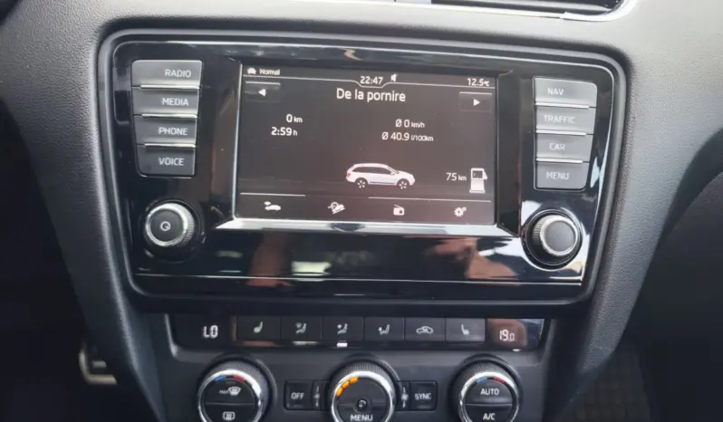 
								SKODA OCTAVIA full									