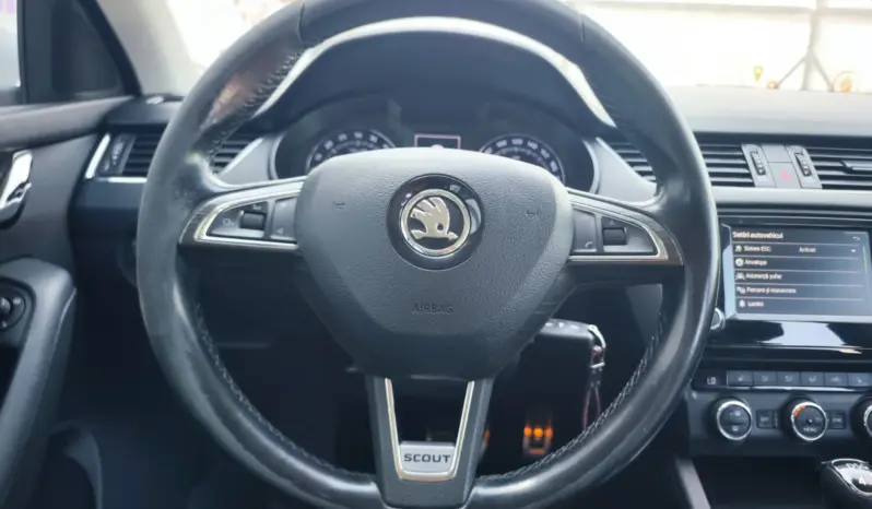 
								SKODA OCTAVIA full									
