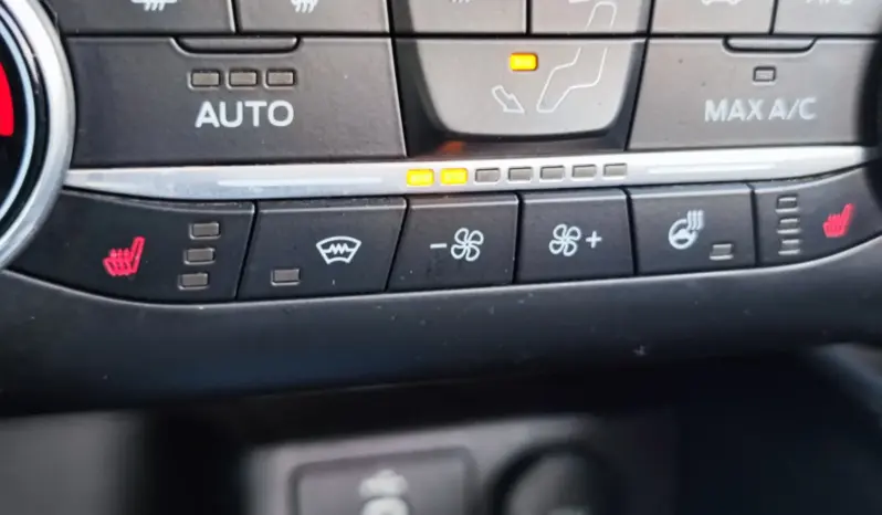 
								FORD FOCUS full									