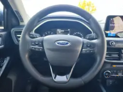 
										FORD FOCUS full									