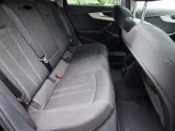 
										AUDI A4 full									