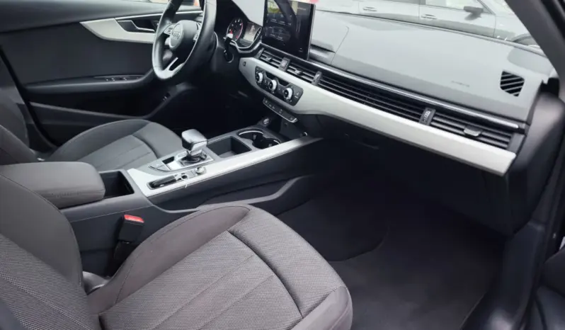 
								AUDI A4 full									