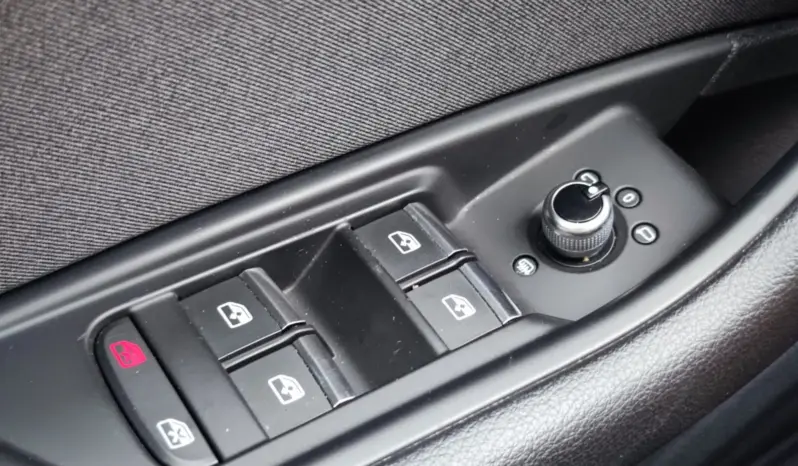 
								AUDI A4 full									