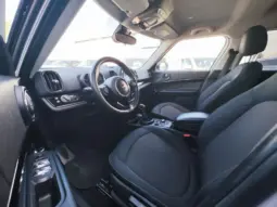
										MINI COUNTRYMAN full									