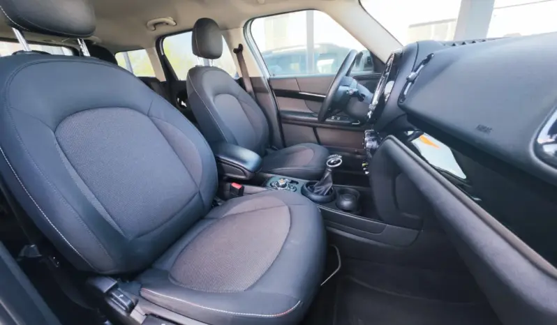 
								MINI COUNTRYMAN full									