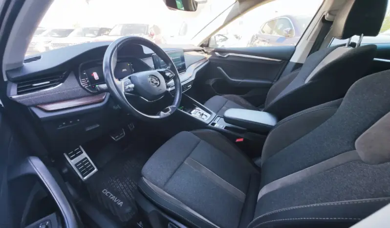 
								SKODA OCTAVIA full									