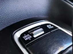 
										TOYOTA COROLLA full									