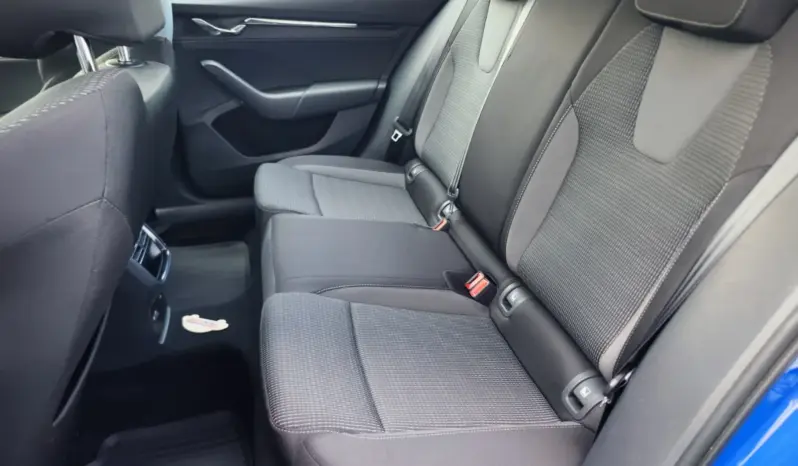 
								SKODA OCTAVIA full									