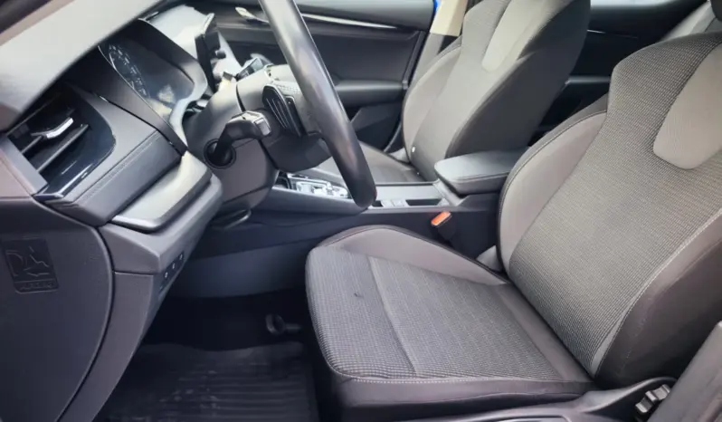 
								SKODA OCTAVIA full									