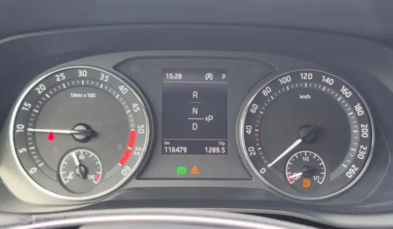 
								SKODA OCTAVIA full									