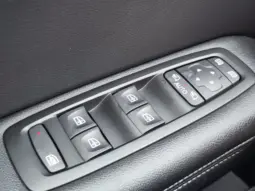 
										RENAULT MEGANE full									