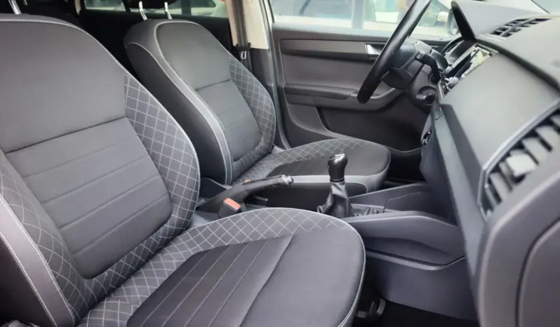 
								SKODA FABIA full									
