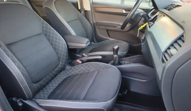 
								SKODA FABIA full									