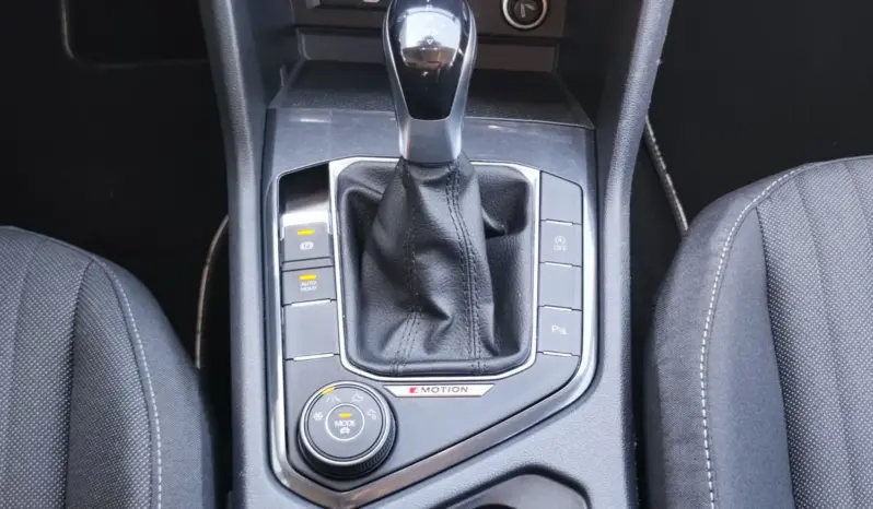 
								VOLKSWAGEN TIGUAN full									