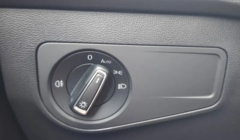 
								VOLKSWAGEN TIGUAN full									
