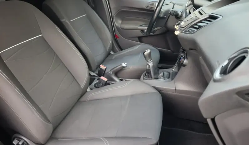 
								FORD FIESTA full									