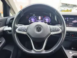 
										VOLKSWAGEN GOLF full									