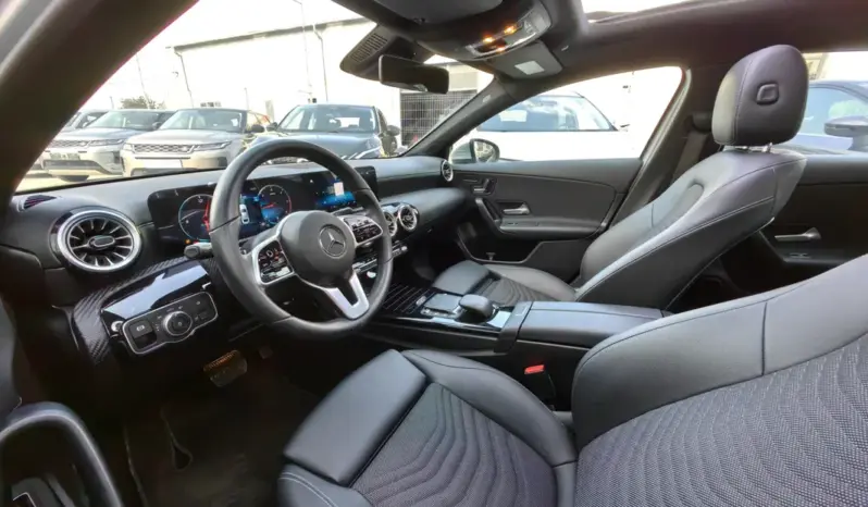 
								MERCEDES BENZ A 180 full									