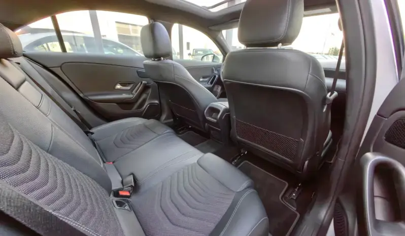 
								MERCEDES BENZ A 180 full									