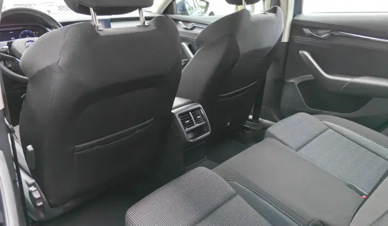 
								SKODA OCTAVIA full									