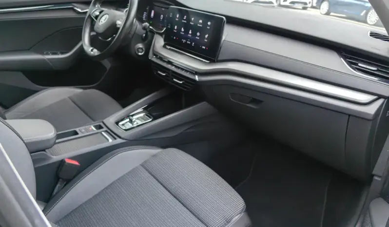 
								SKODA OCTAVIA full									