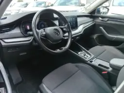 
										SKODA OCTAVIA full									